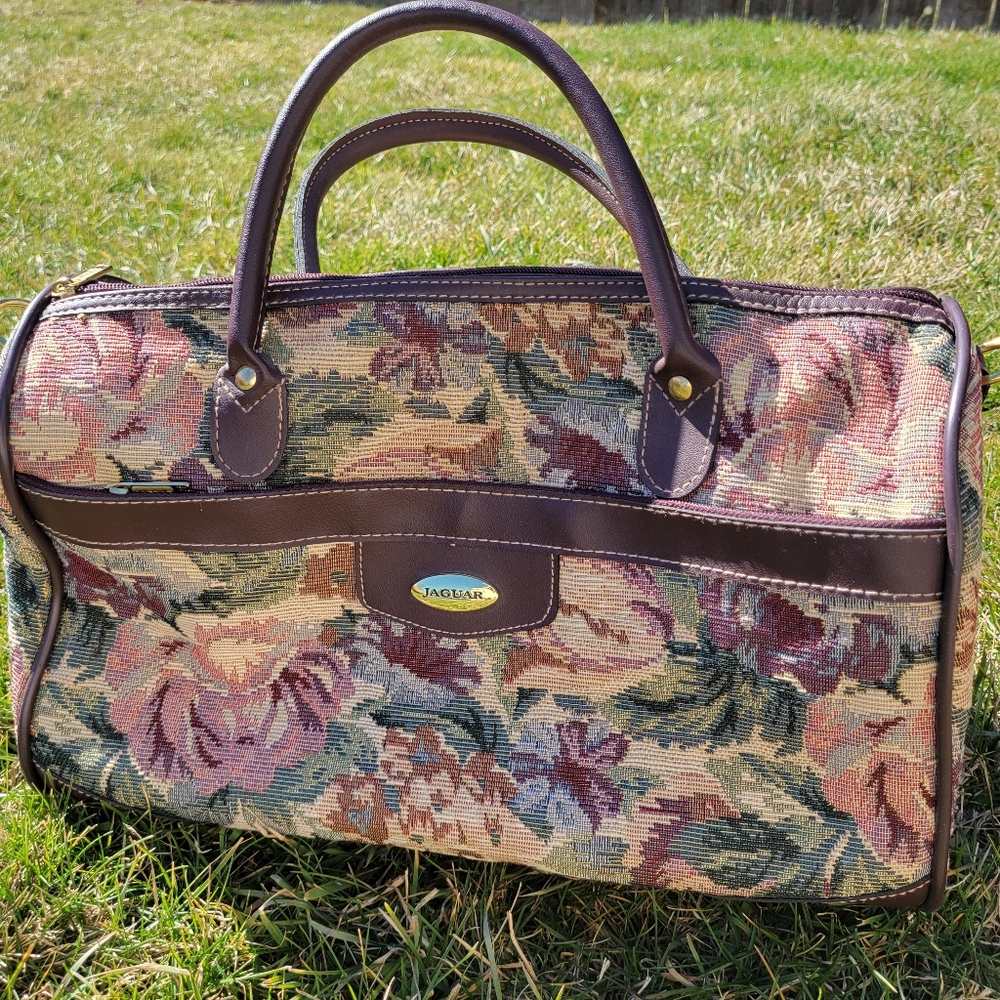Vintage Jaguar Floral Tapestry Travel Duffle Weekender Bag Nice! See NOTES! - Picture 4 of 9